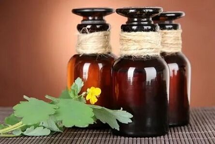 óleo de erva celandine para fungos nas unhas